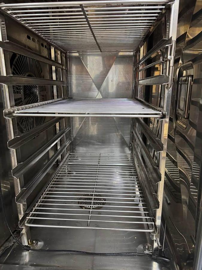 Used RATIONAL SCC 101 Commercial Combi Oven Steamer – 10 Pan, 208V 3-Phase + Stand
