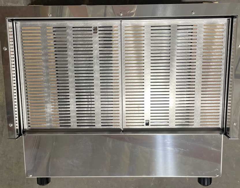 Used 2026 La Marzocco Espresso Machine w/ Mahlkonig E65 Grinder