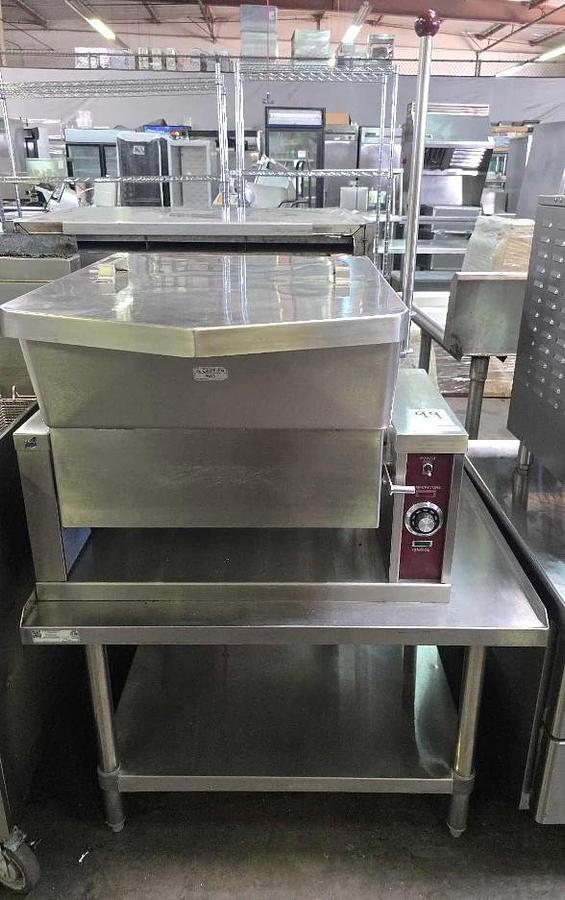 Used Market Forge 16 Gal. Gas Tilt Skillet with all Stainless Steel Equipment Stand