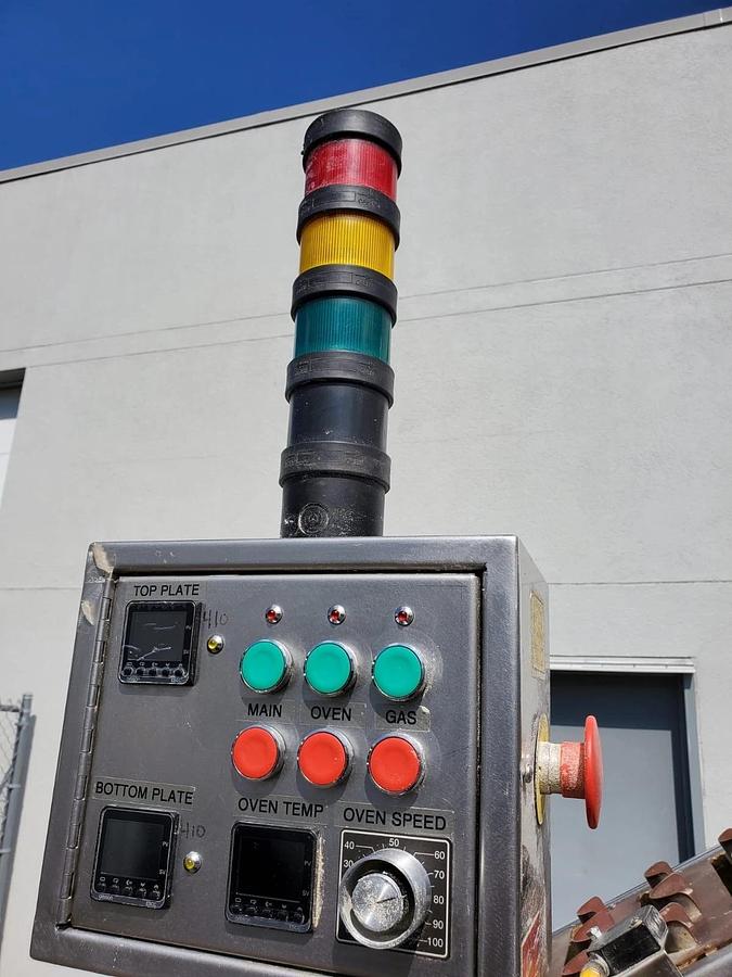 Used UPERIOR Flour Tortilla Press and Oven Combo Machine besco - gas