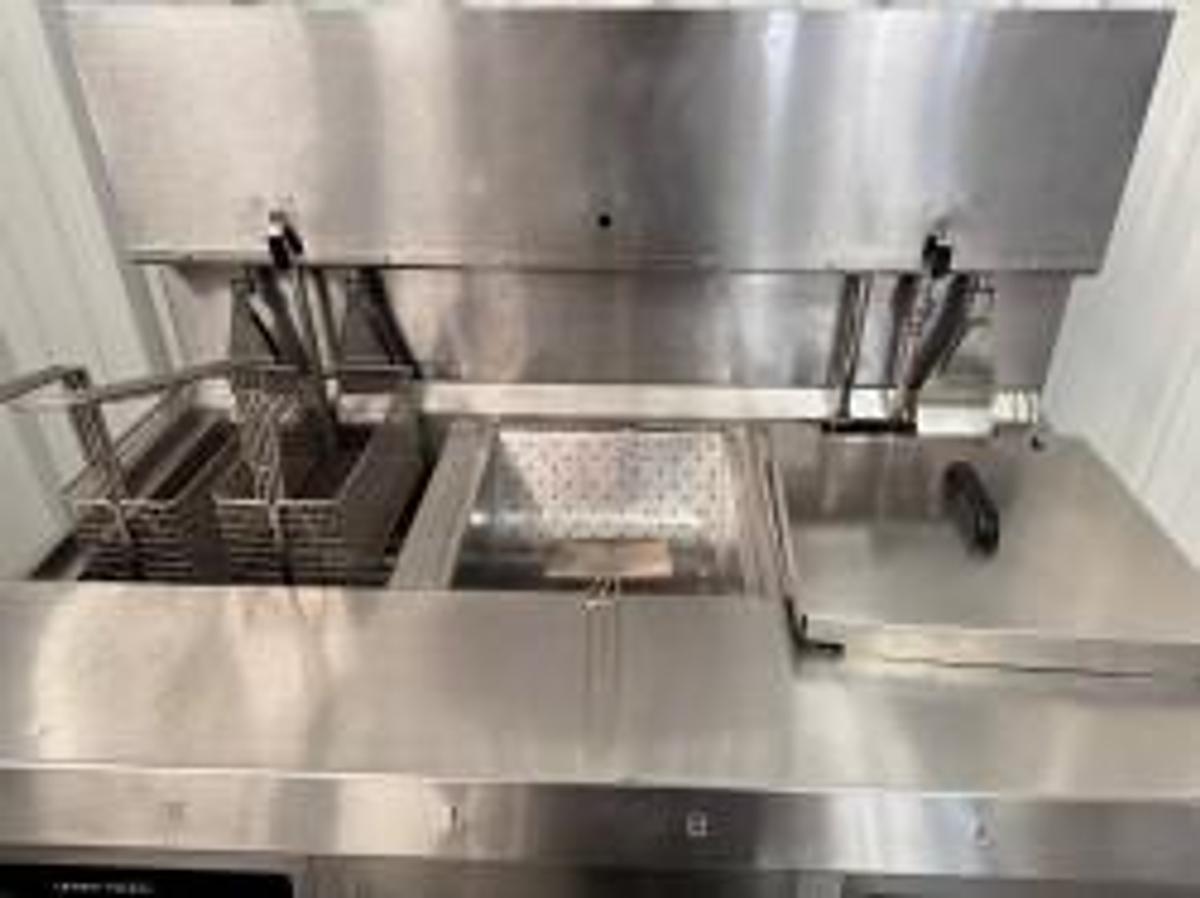 Used Henny Penny 2 Bay Electric Fryer with Filtration & Lift OAE 323