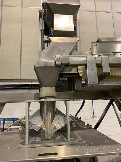 Used Mondial Pack  MV007 vertical form, fill and seal bagging machine