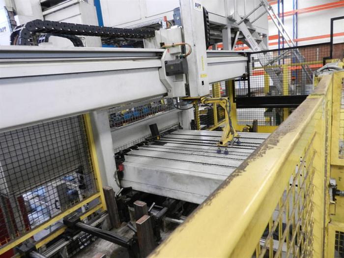 Gebraucht HYDR.PERS AP&T CNC 1000T