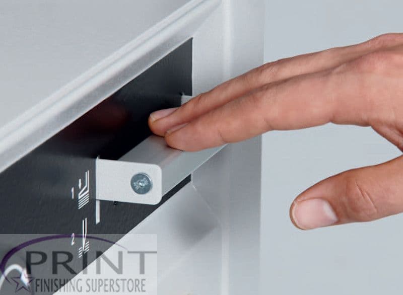 IDEAL 4860 Programmable Guillotine With Safety-Curtain