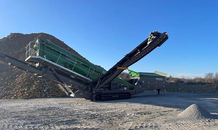 Gebraucht MC CLOSKEY S190 2D - Siebanlage