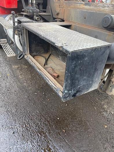 Used 1989 Volvo Autocar Roll-Off with 75000 lb American Hoist