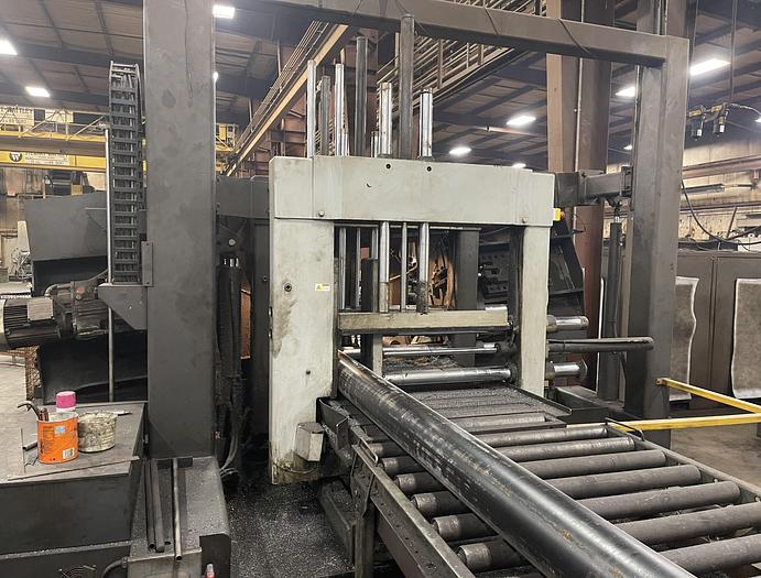 Used 2013 Hyd-Mech H-28A dual Column Bandsaw H-28A