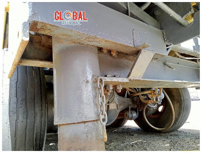 Used Item 0760 : 1976 Speedstar / Ford Water Well Drill Truck