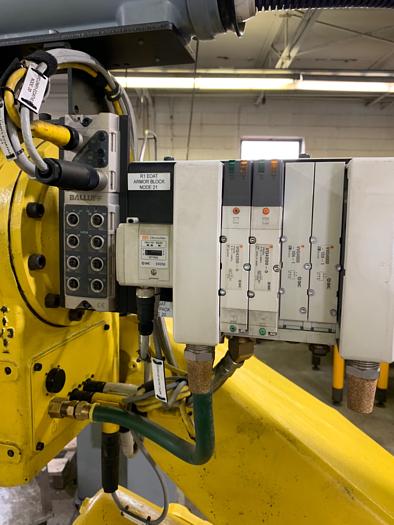 Used 2003 PREVIOUSLY REFURBISHED  FANUC   R2000iA/125L W/ DEVICENET AND BASEPLATE