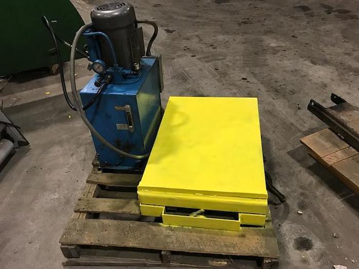 Used LIFT TABLE AUTOQUIP CORP. 24" WIDE X 36" LONG VICKERS HYDRAULIC PACKAGE