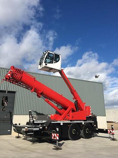 2012 Liebherr LTC 1045-3.1