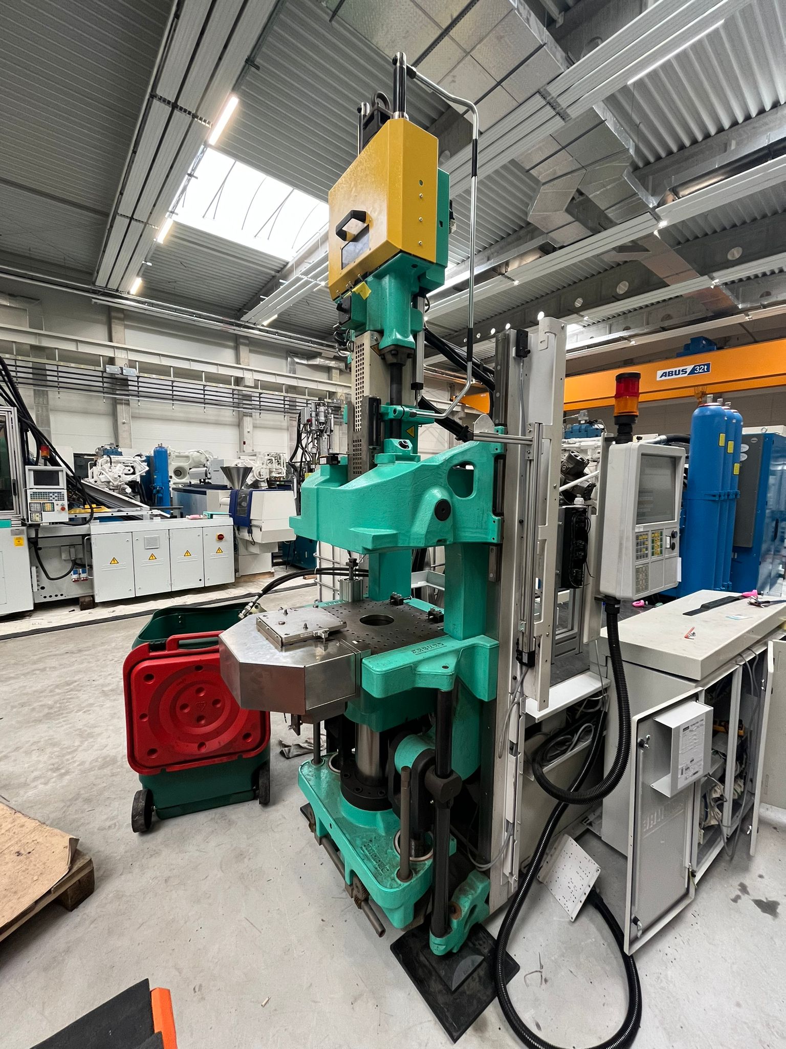 As good as new 2012 Arburg 375V 500-100
