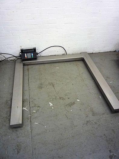 Used R 11071 E - Floor Scale METTLER TOLEDO - Max. 200 kg