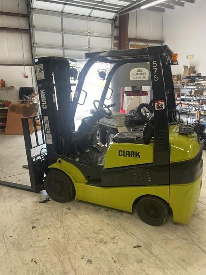 Used 2015 Clark C25CL
