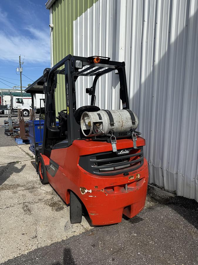 Used Linde IC-Cushion Tires 6,500lbs Capacity