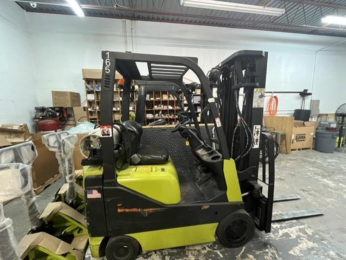 Used 2011 Toyota 8FGCU15