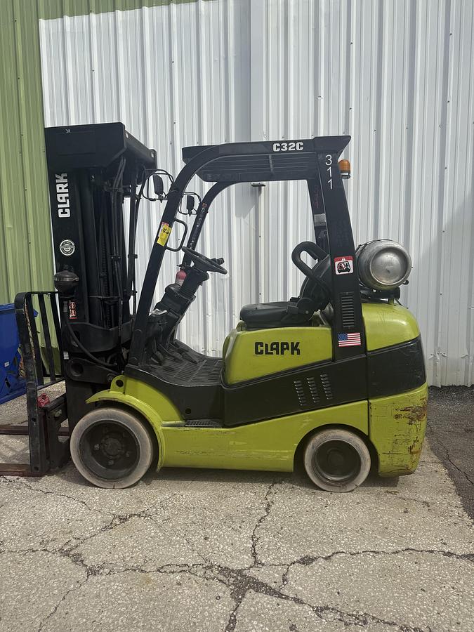 Used Clark IC-Cushion Tires 6,500lbs Capacity