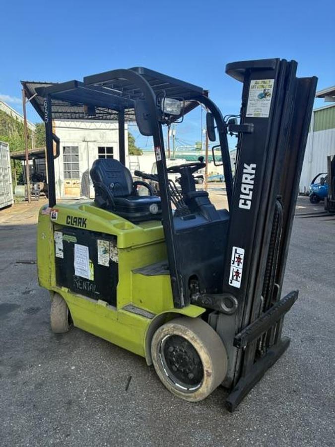 Used 2014 Clark ECX25