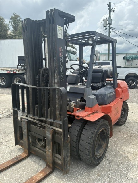 Used 2005 Toyota 7FGU35
