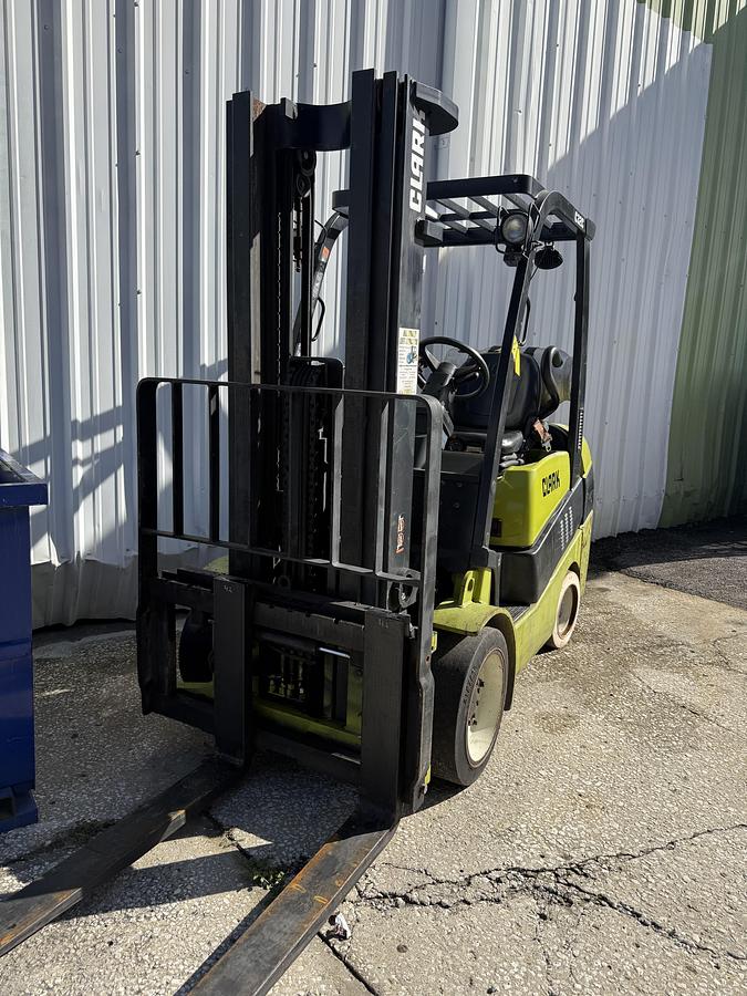 Used Clark IC-Cushion Tires 6,500lbs Capacity