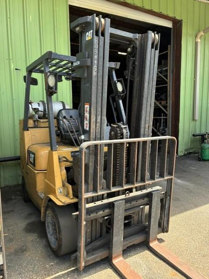 Used 2017 Caterpillar GC40K