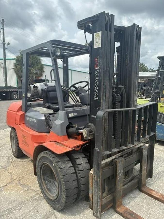 Used 2005 Toyota 7FGU35