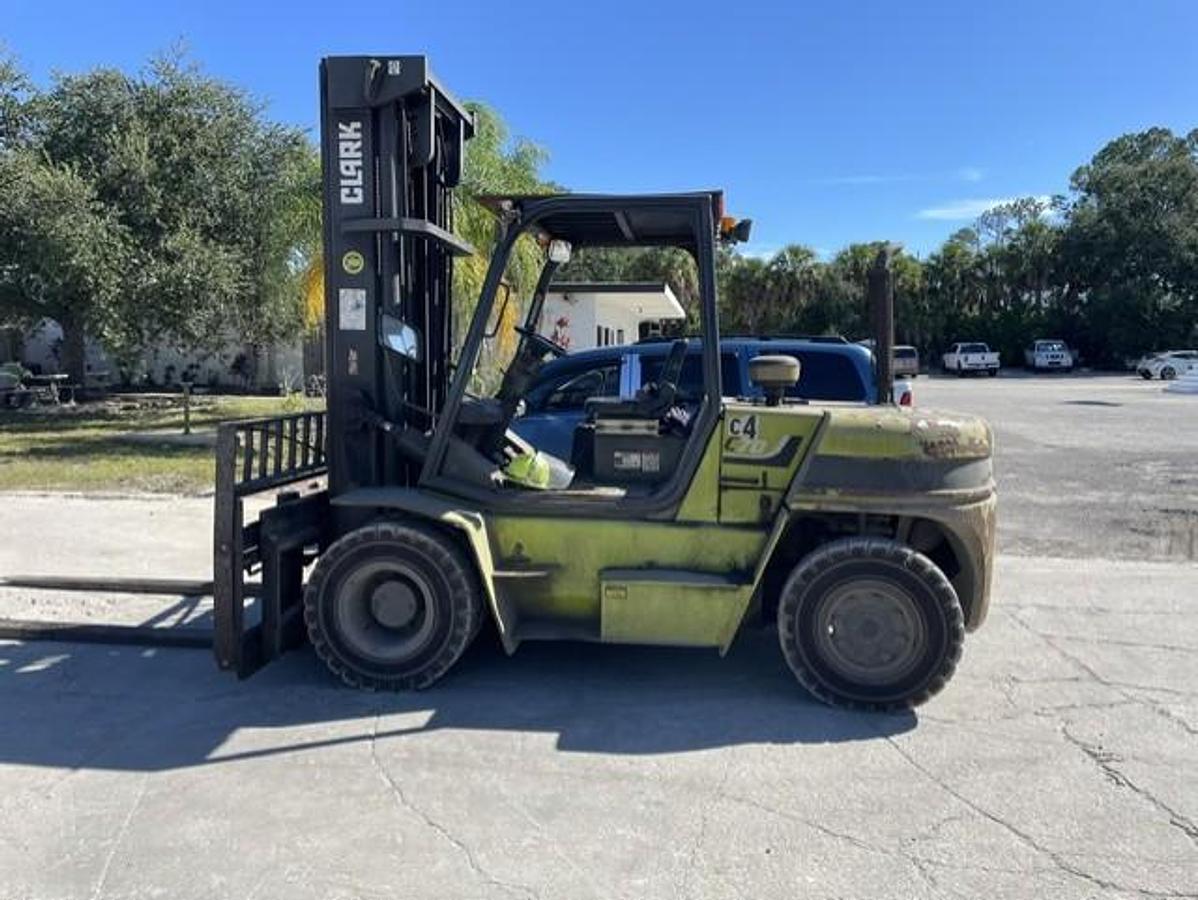 Used 2019 Clark C70D
