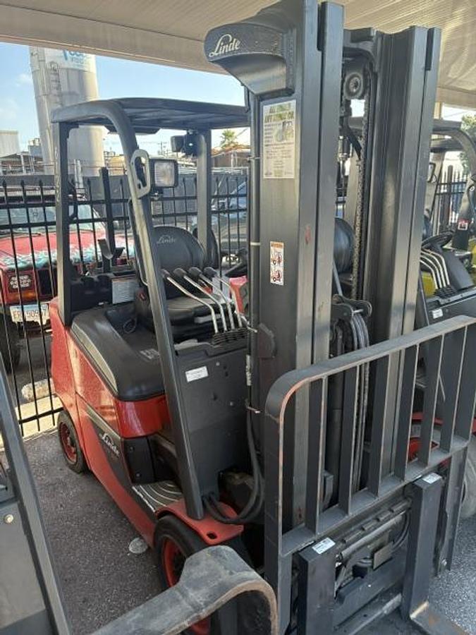Used 2024 Linde HT32CT