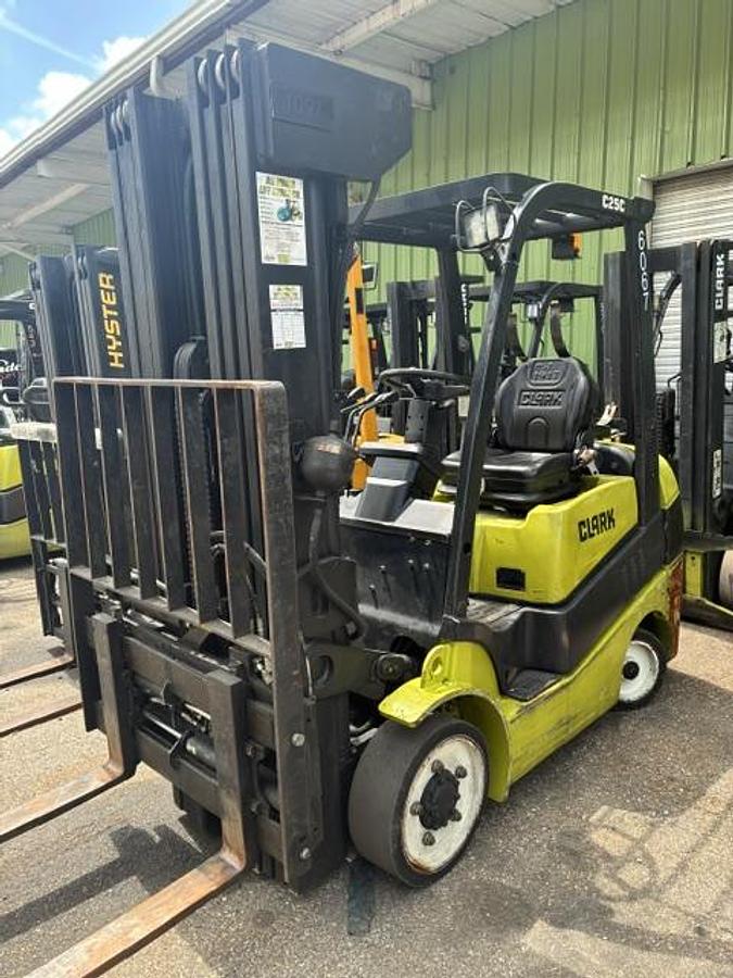 Used 2017 Clark C25CL