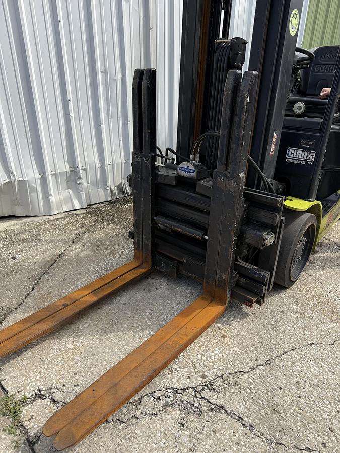 Used Clark IC-Cushion Tires 6,000lbs Capacity