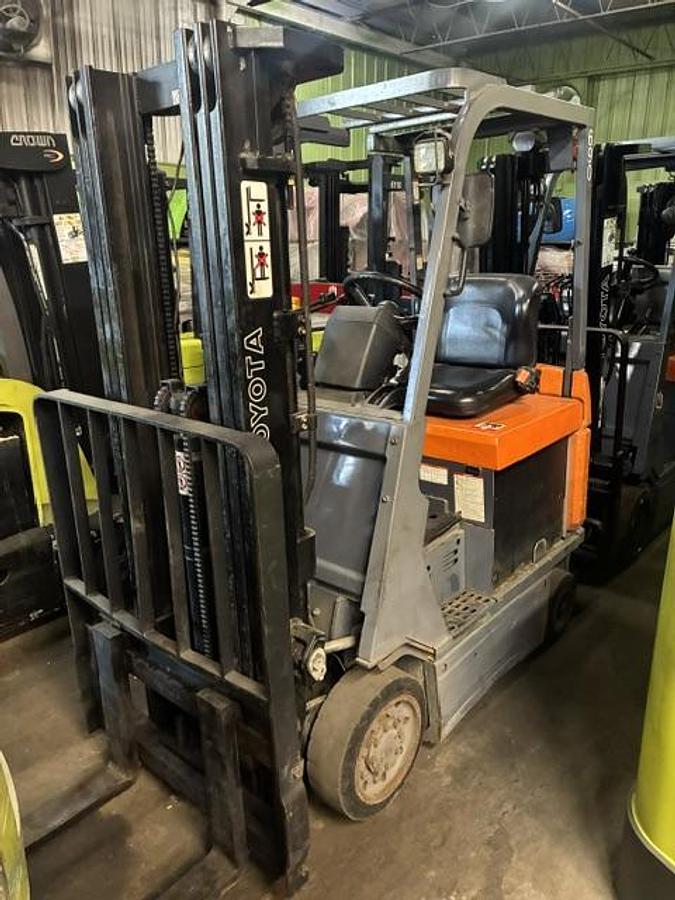 Used 2003 Toyota 7FBCU15