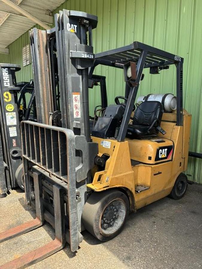 Used 2017 Caterpillar GC40K