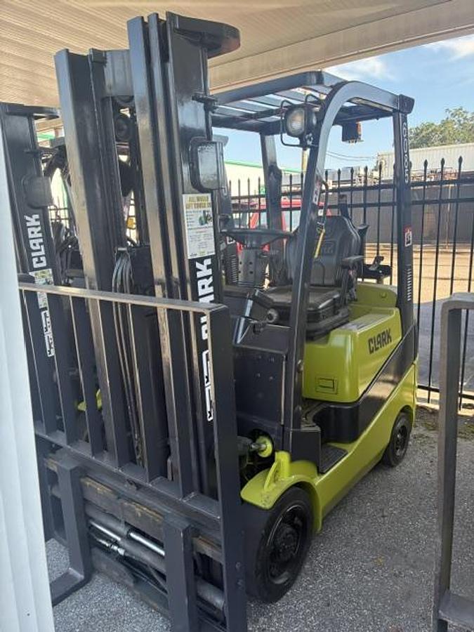 Used 2017 Clark C15CL
