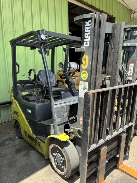 Used 2020 Clark S25CL