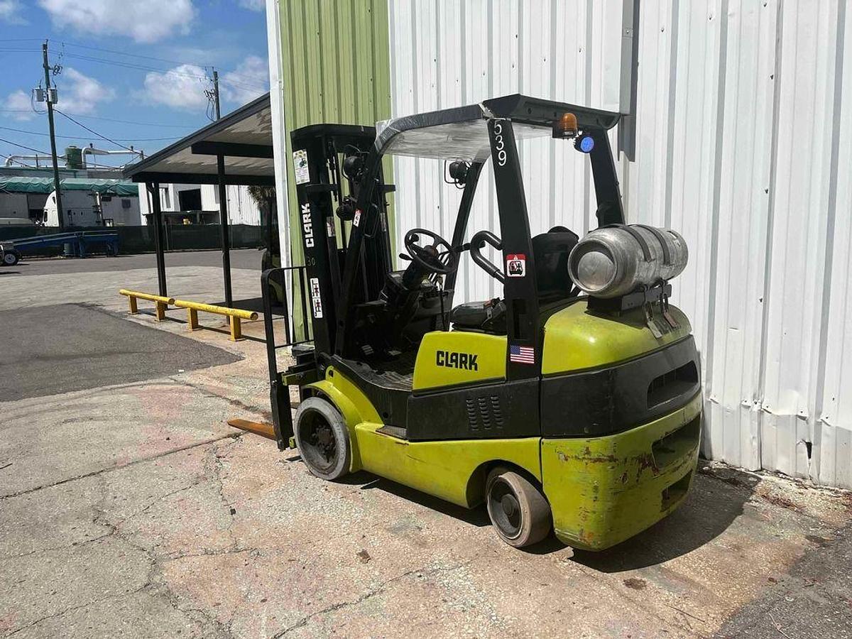 Used 2017 Clark C25CL