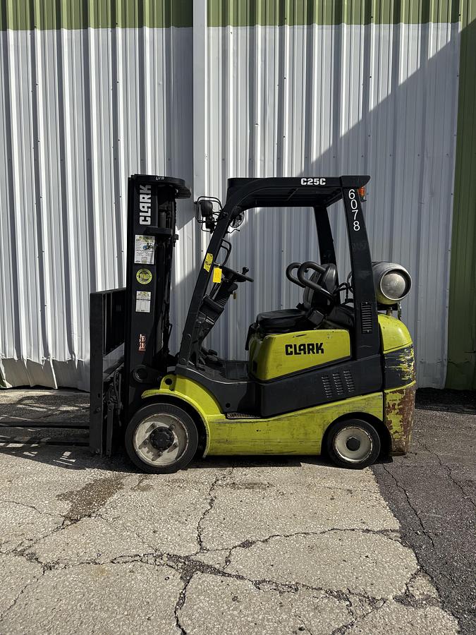 Used Clark IC-Cushion Tires 5,000lbs Capacity