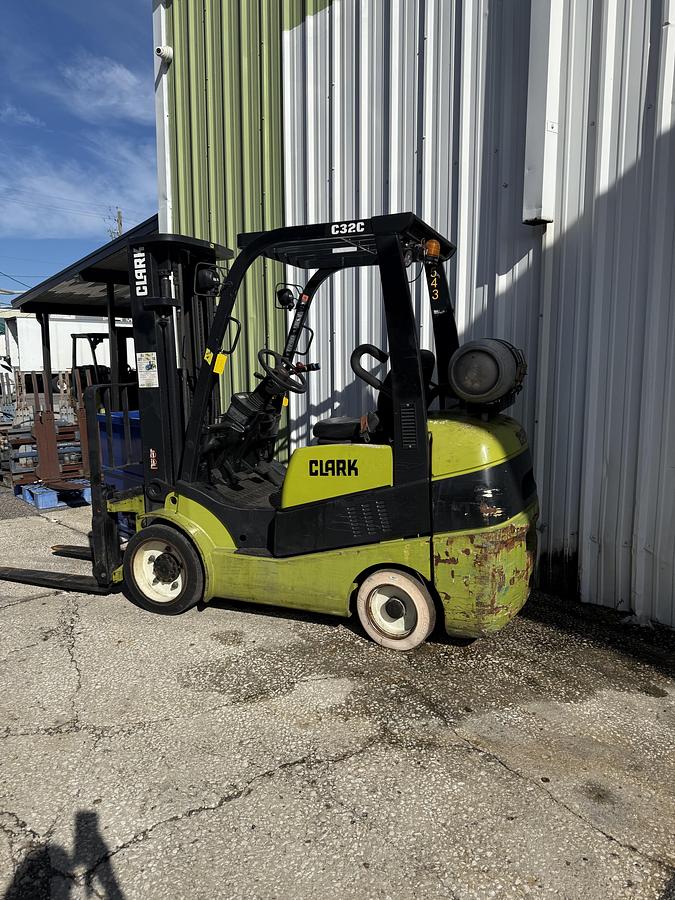 Used Clark IC-Cushion Tires 6,500lbs Capacity