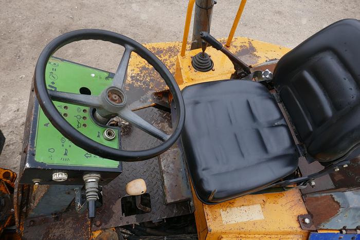 Used 2004 BENFORD 6 TONNE SWIVEL