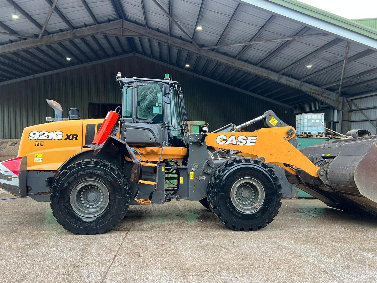 Used 2021 Case 921G