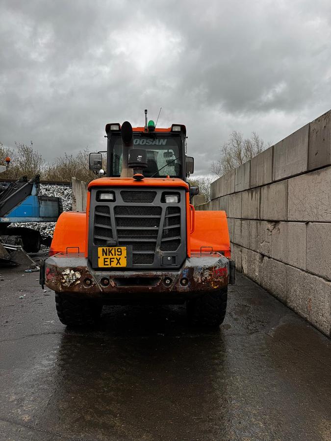 Used 2018 Doosan DL250