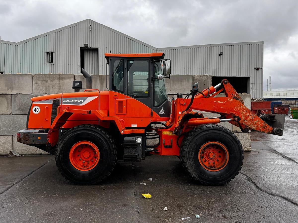 Used 2018 Doosan DL250