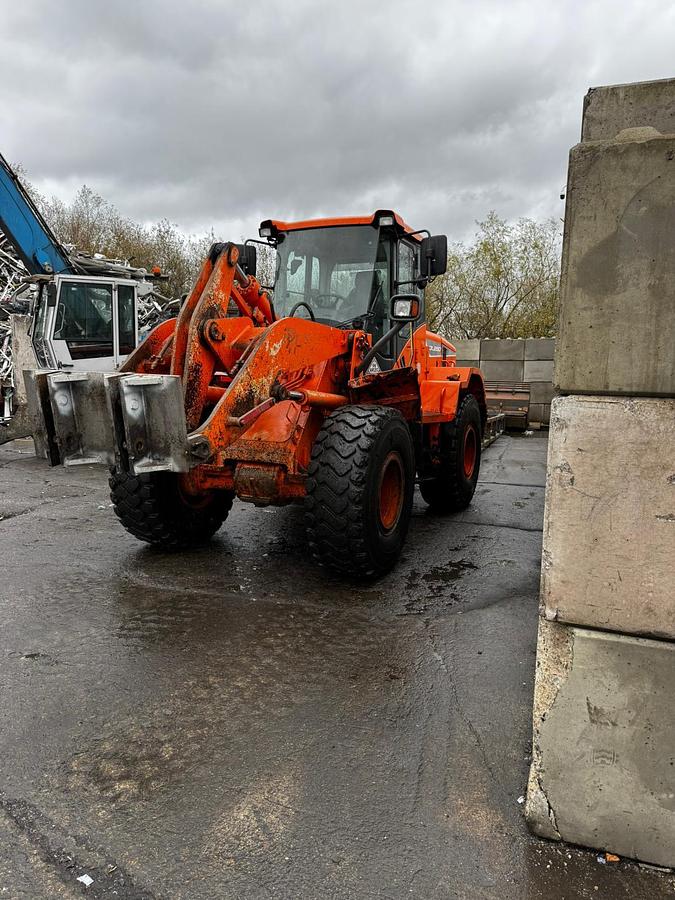 Used 2018 Doosan DL250