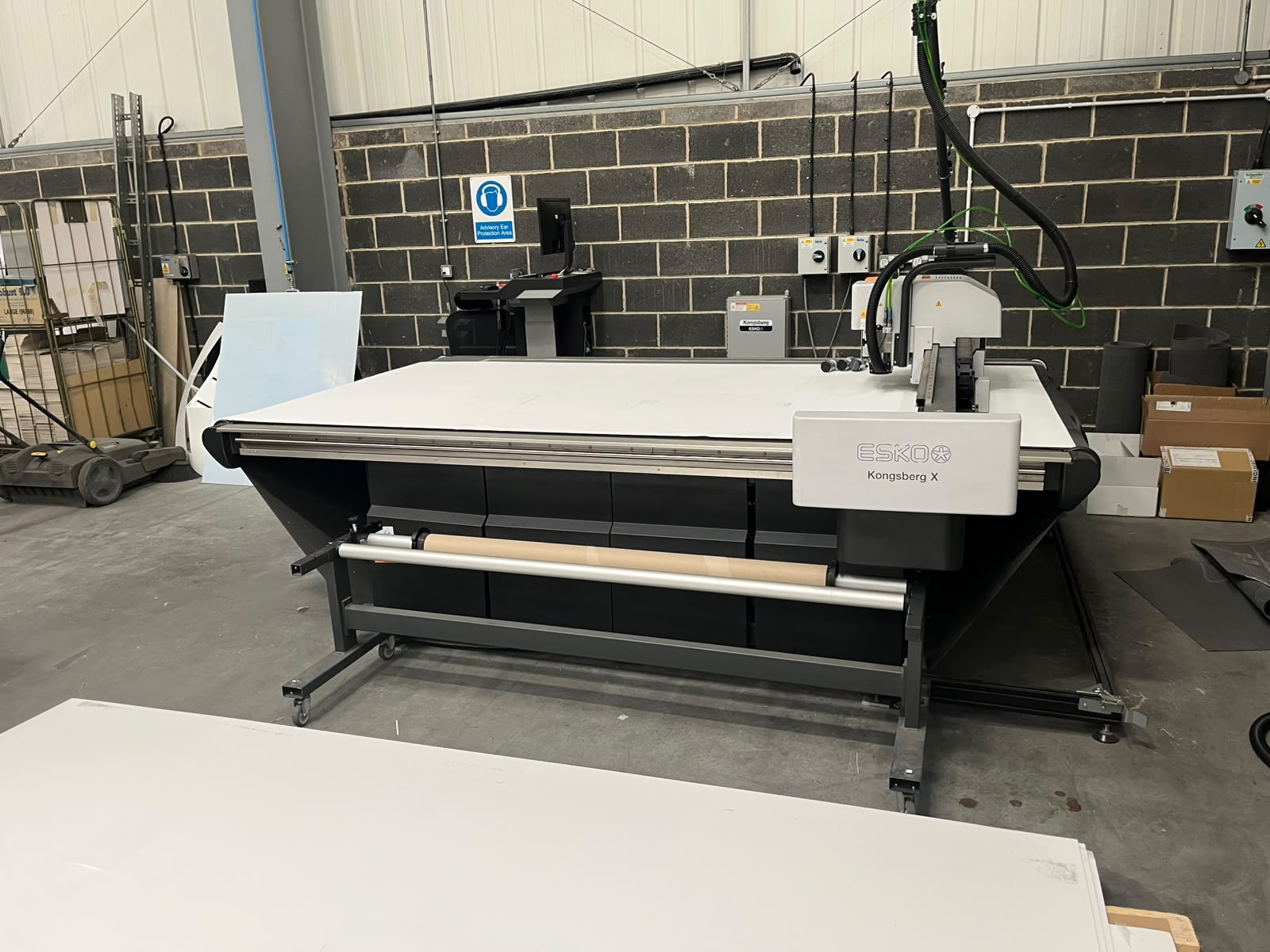 Used Kongsberg Cutter