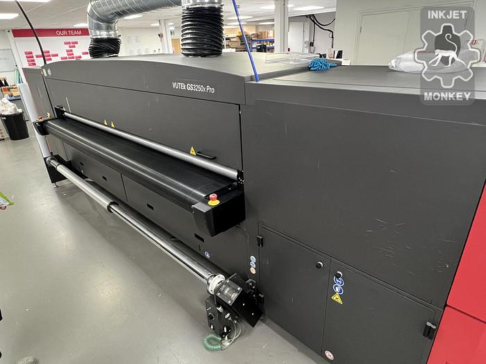 Used **OFFER ACCEPTED** 2015 EFI VUTEk GS3250x