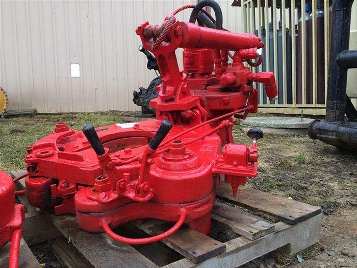 BJ BTS Hydraulic POWER TONGS - Sold