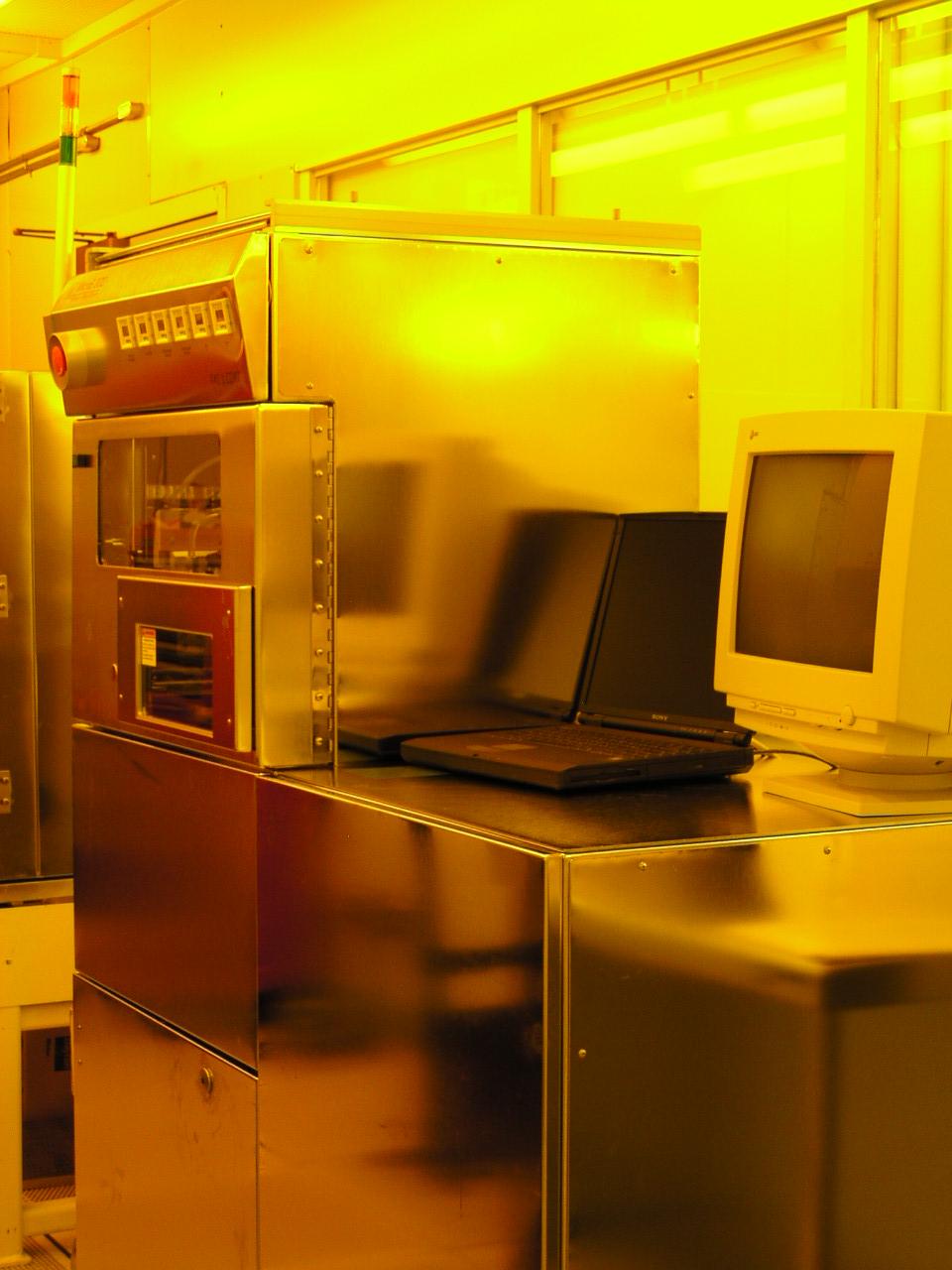 Used FAS  MicroE-200 Extrusion Coating System