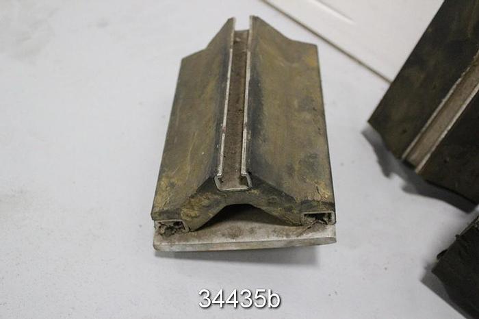 Used (4) Bird JS24 Vibrating Screen Rubber Feet #34435