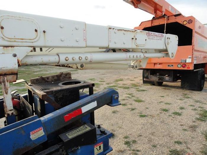 Used 2012 skylift/ versalift SUPER ARBORIST 53/VST521
