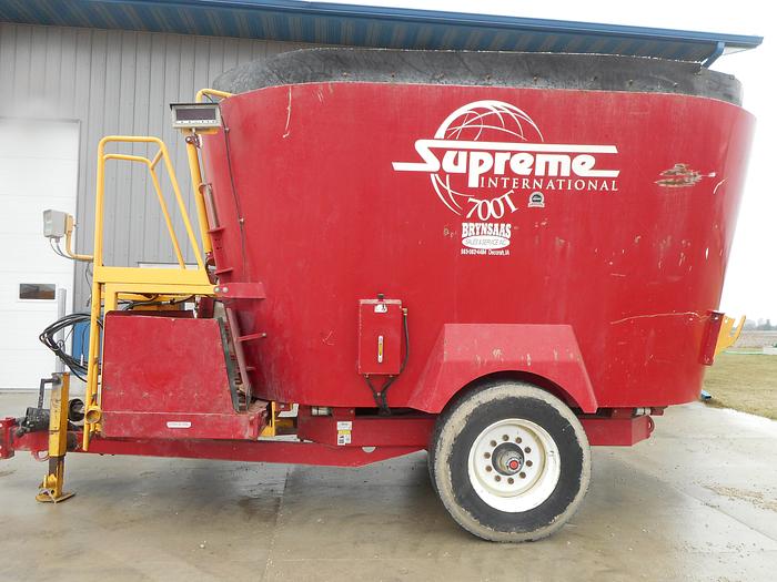 Used 2013 Supreme 700T