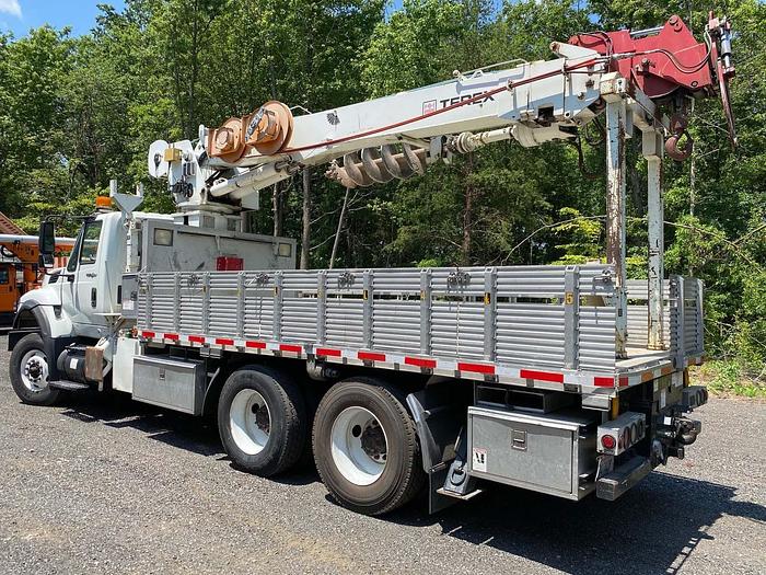Used 2008 International 7600 Terex Commander 5045 Digger Derrick - M66848
